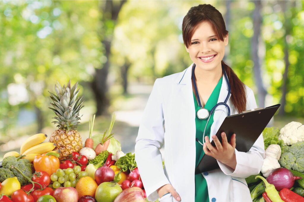 nutritionist and fruits and vegetables